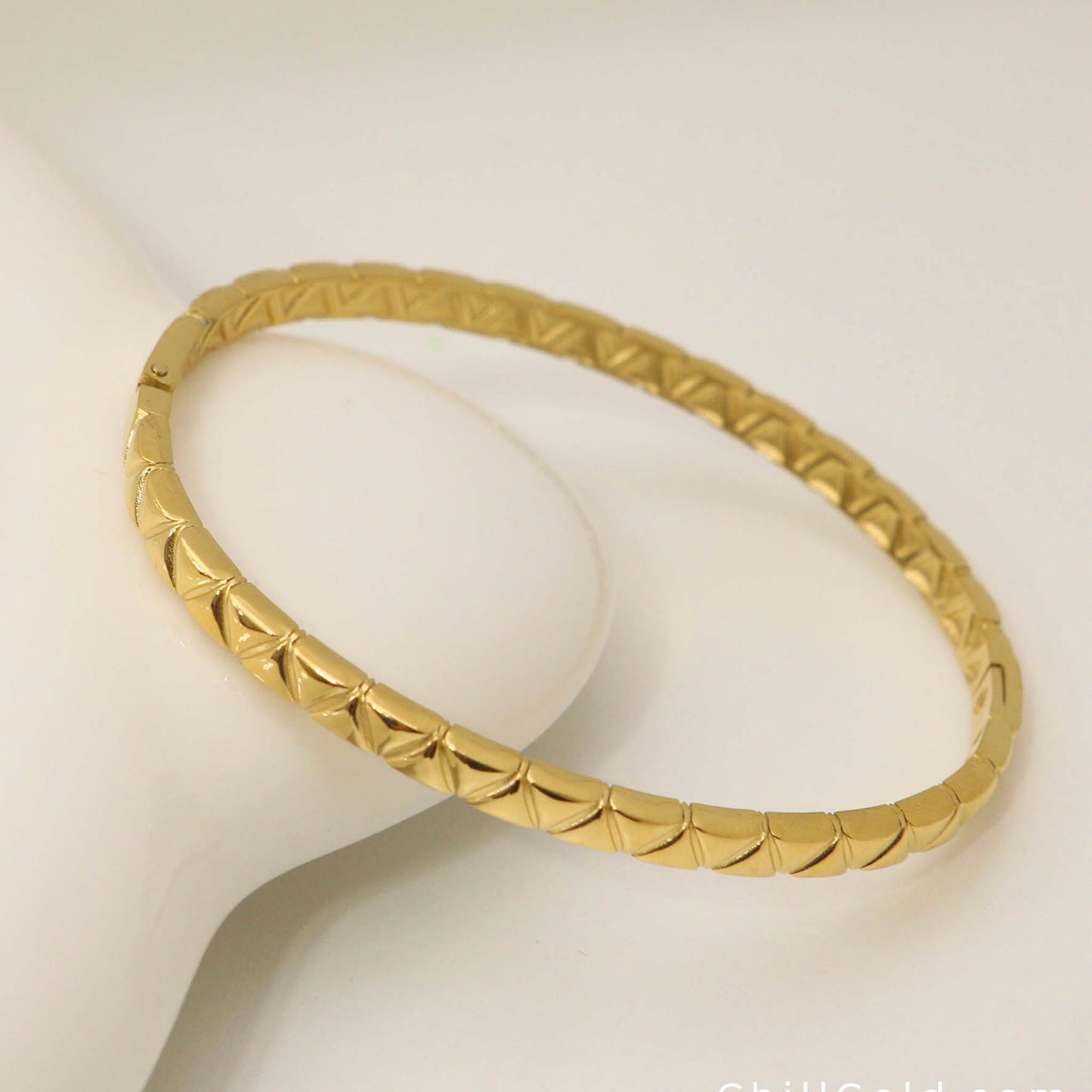 Real 14K Gold Plated Prism Bangle