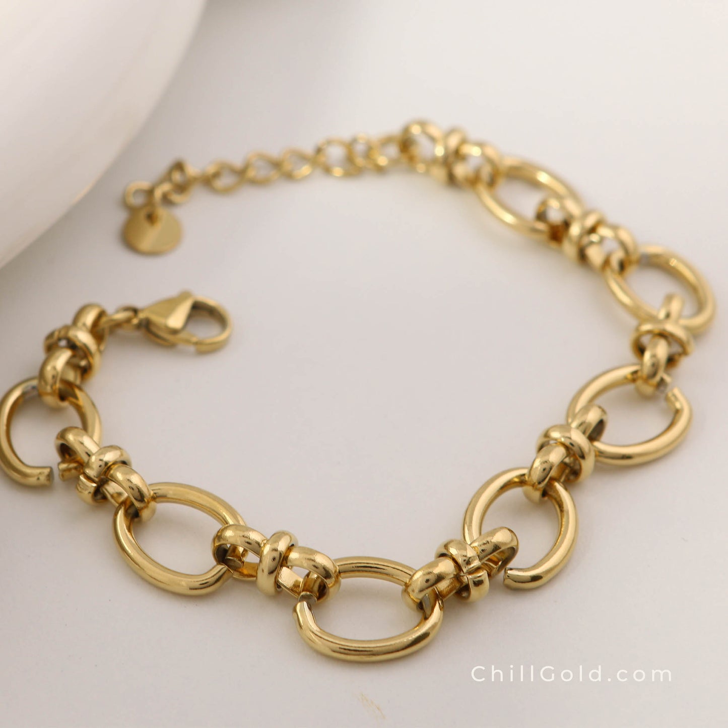 Elegant Gold Plated Mesh Chain Bracelet