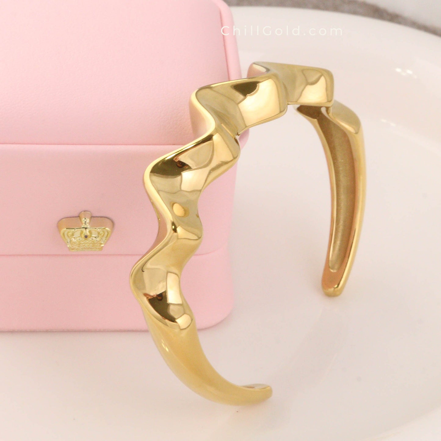 Irregular Wavy Open Cuff Bracelet