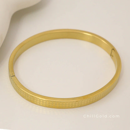 Golden Rhombus Carved Bangle
