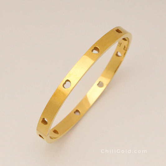 18K Gold Plated Hollow Heart Bangle