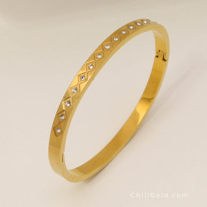 Elegant 18K Gold Plated Rhombus Rhinestone Bangle