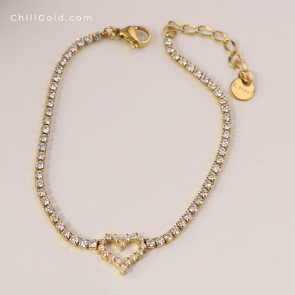 Gold Plated Heart Charm Bracelet