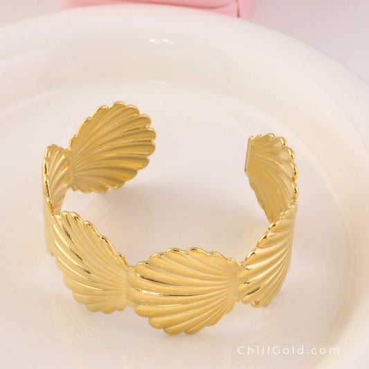 Shell-Shaped Cuff Bangle