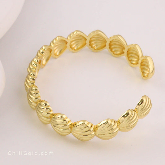 Shell-Shaped Cuff Bangle