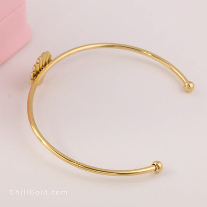 Minimalist Shell-Shaped Torque Cuff Bangle