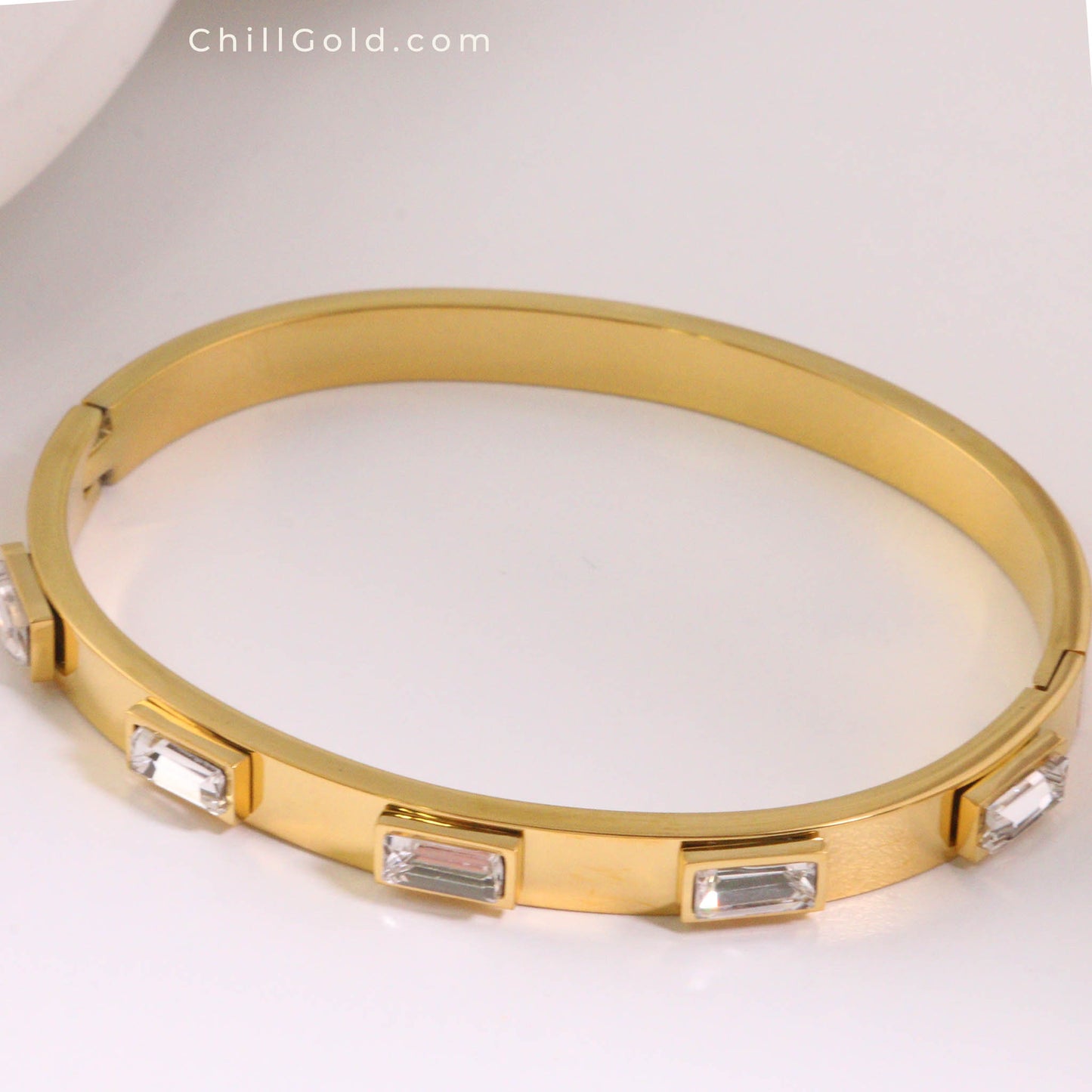 Vintage Zircon Inlaid Bangle