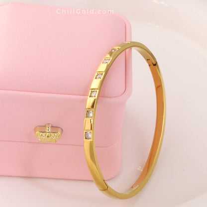 Zircon Square Bezel Bangle