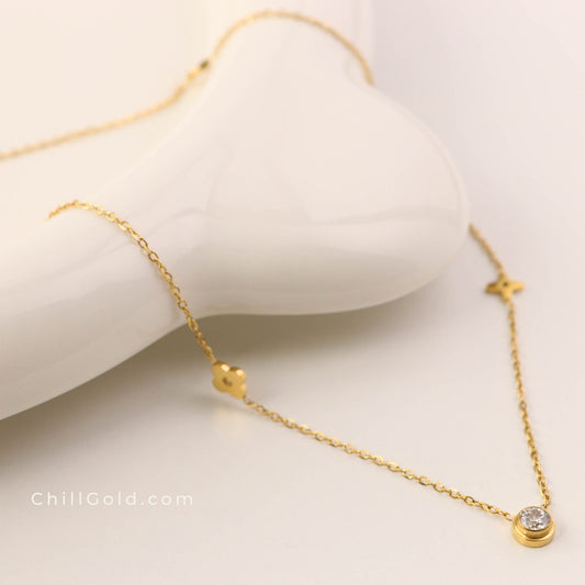 Luxe 18K Gold Plated Clover Flower & Solitaire Necklace